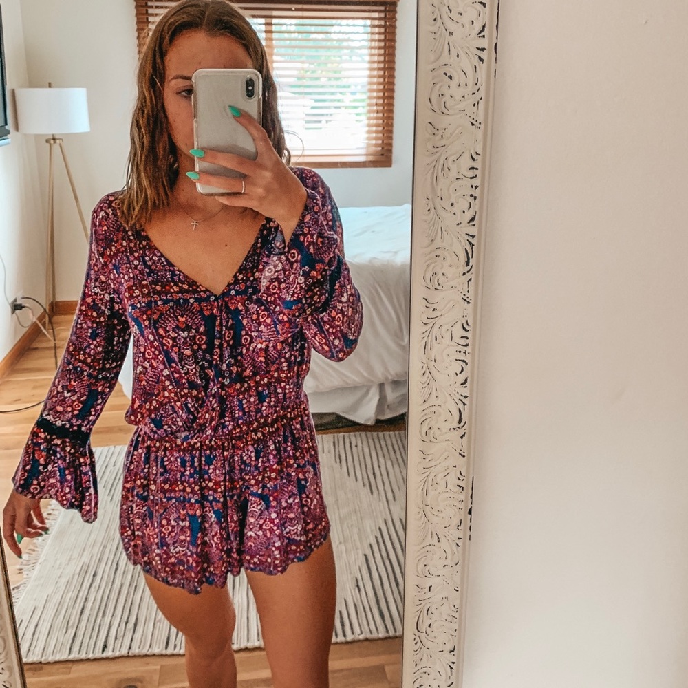 AE long sleeve romper